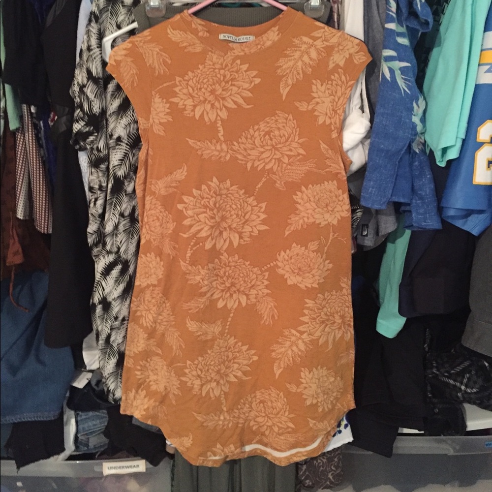 Novella Royale Yellow Golden Lotus Dress